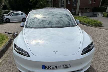 Tesla Model 3 32.200 km 36.900 &euro; Krefeld, Stadt 47800