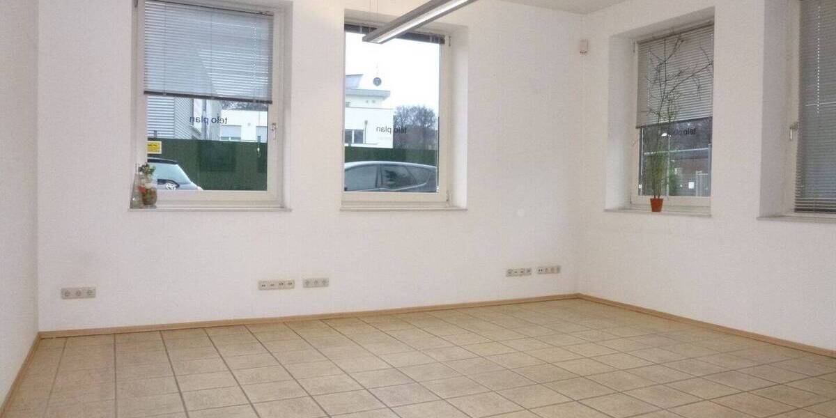 Gewerbeobjekt Dinslaken Hiesfeld - 5 Zimmer, 160 m&sup2;, 1.395&euro; | Angebot:25937598