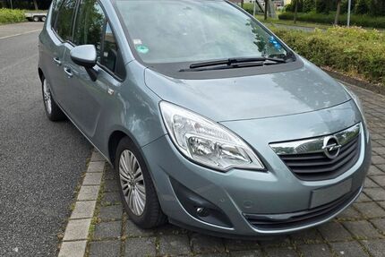 Opel Meriva 157.000 km 5.750 &euro; Oberhausen 46117