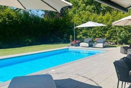 Haus Krefeld Bockum - 7 Zimmer, 244 m&sup2;, 1.695.000&euro; | Angebot:26724408
