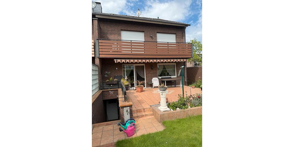 Einfamilienhaus Dinslaken Lohberg - 7 Zimmer, 126 m&sup2;, 325.000&euro; | Angebot:27194541