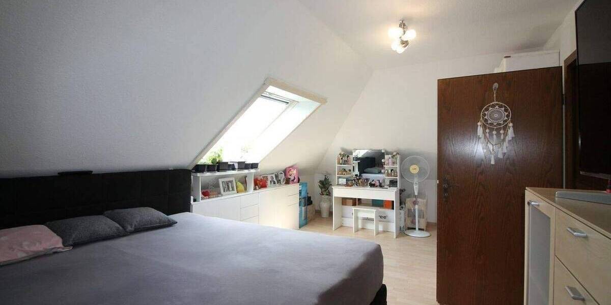 Mehrfamilienhaus, Wohnhaus Rheinberg Ossenberg - 7 Zimmer, 257 m&sup2;, 550.000&euro; | Angebot:26805400