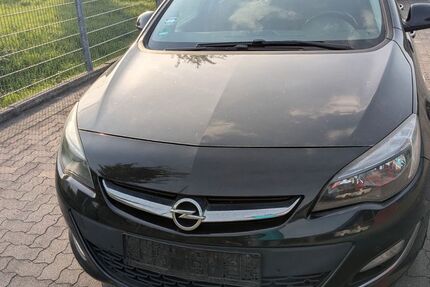 Opel Astra 216.000 km 2.800 &euro; Duisburg 47259