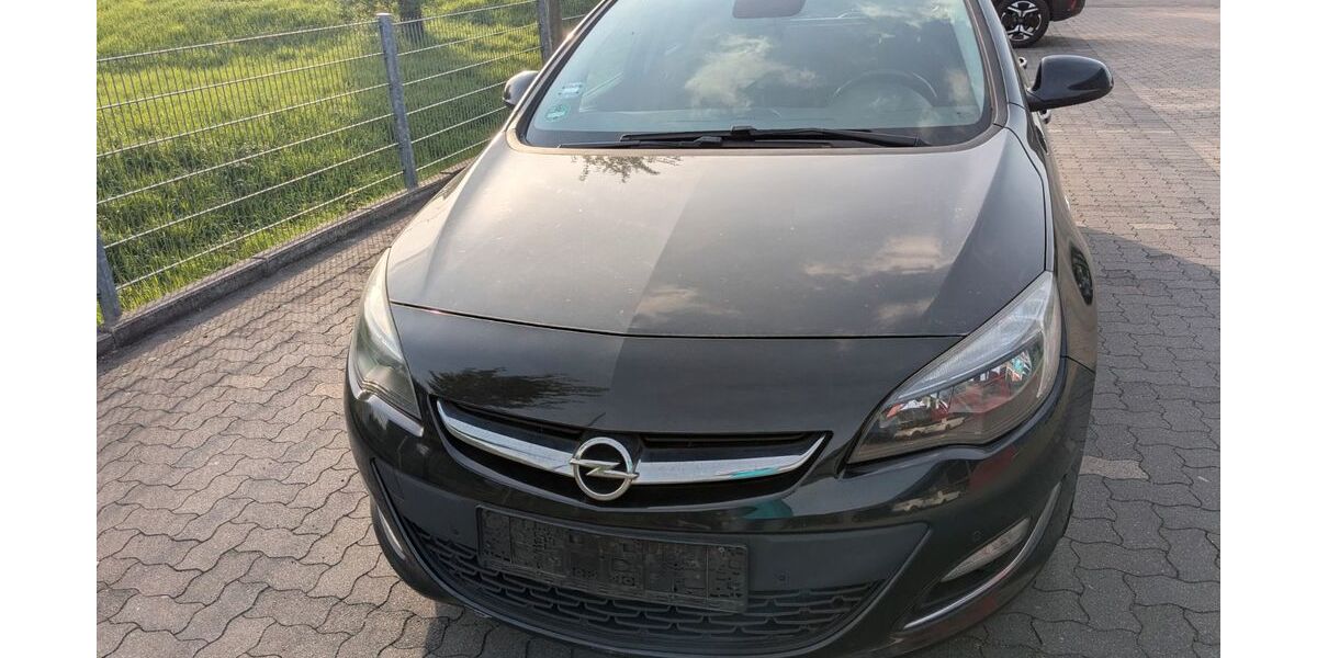 Opel Astra 216.000 km 2.800 &euro; Duisburg 47259