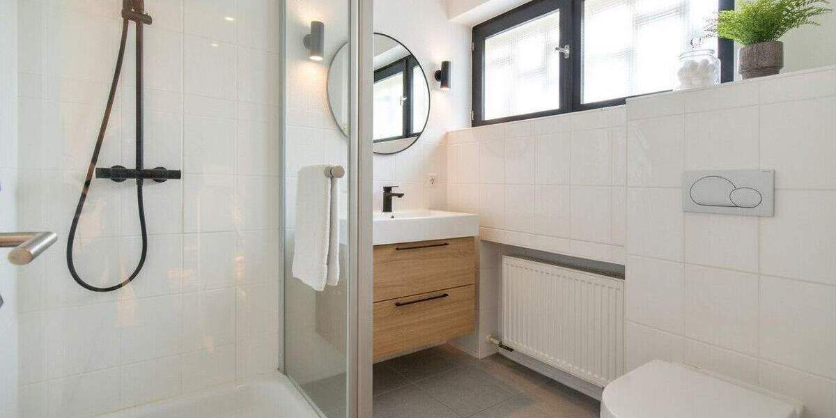 Einfamilienhaus Duisburg / Huckingen Huckingen - 7 Zimmer, 243 m&sup2;, 999.000&euro; | Angebot:25741652