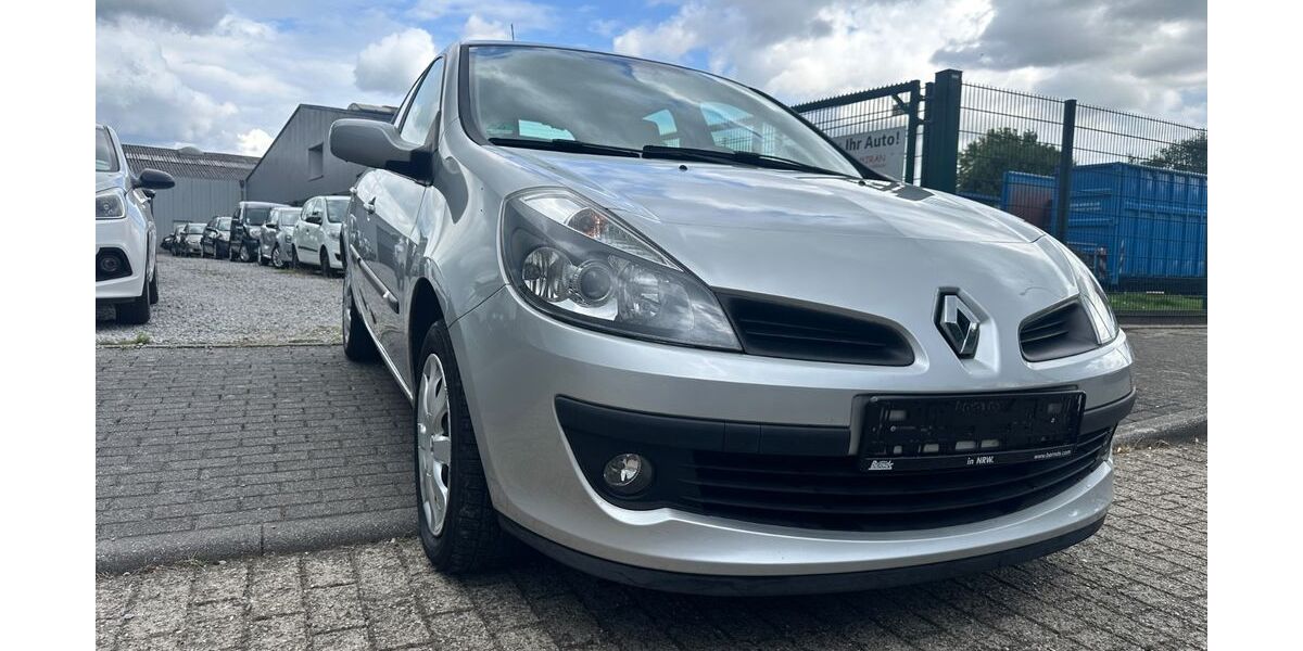 Renault Clio 180.000 km 2.200 &euro; Geldern 47608