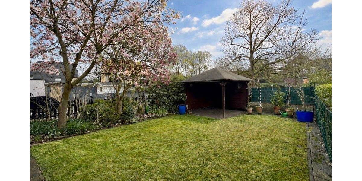 Mehrfamilienhaus, Wohnhaus Gelsenkirchen Hassel - 3 Zimmer, 83 m&sup2;, 190.000&euro; | Angebot:26139218