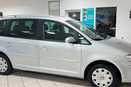 VW Touran 208.987 km 2.499 &euro; Voerde 46562