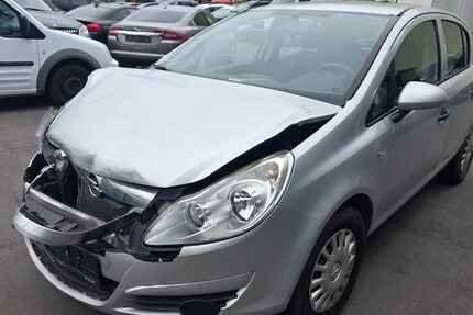 Opel Corsa 93.000 km 899 &euro; Moers 47441