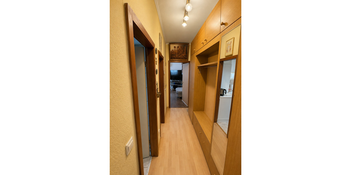 Etagenwohnung Krefeld Cracau - 2 Zimmer, 41 m&sup2;, 410&euro; | Angebot:26788375