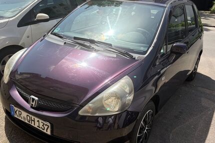 Honda Jazz 186.000 km 1.800 &euro; Krefeld 47799
