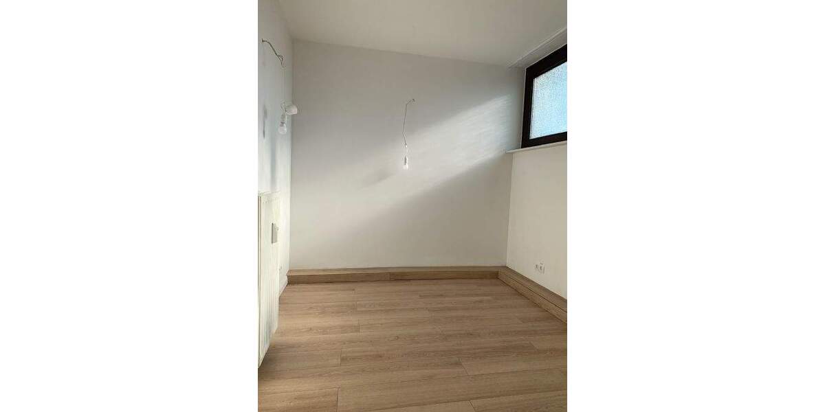 Etagenwohnung Moers Moers-Mitte - 3 Zimmer, 85 m&sup2;, 930&euro; | Angebot:25928256