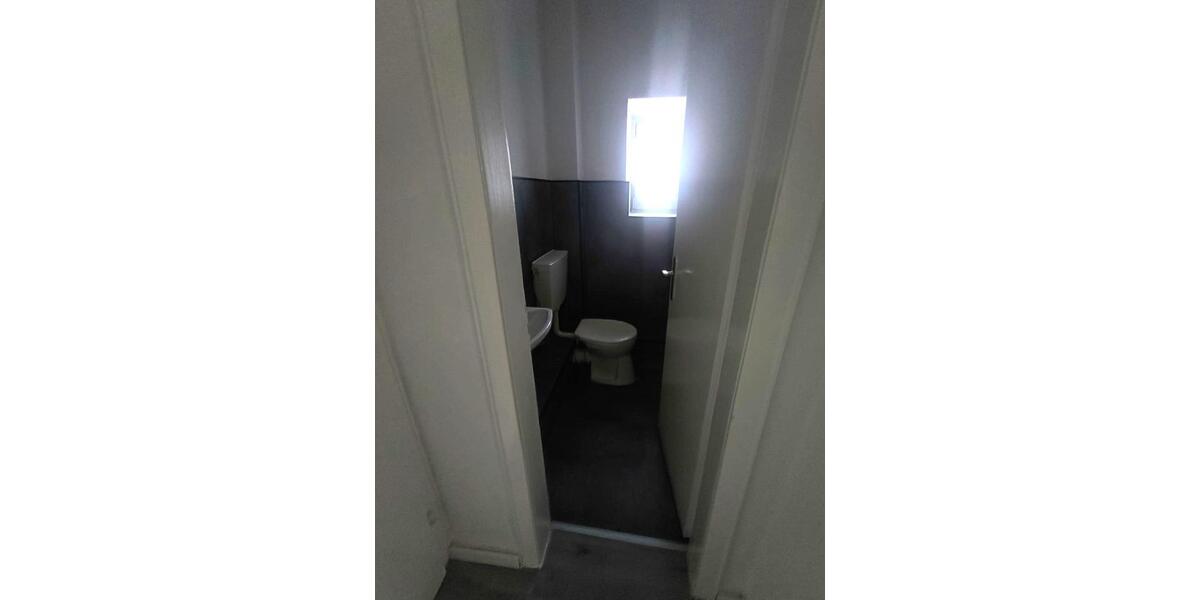 Etagenwohnung Wesel - 4 Zimmer, 94 m&sup2;, 940&euro; | Angebot:25960298