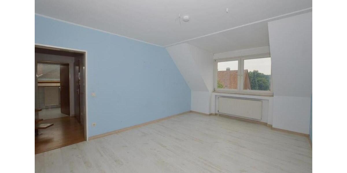 Dachgeschoßwohnung Gelsenkirchen Erle - 3.5 Zimmer, 75 m&sup2;, 492&euro; | Angebot:24614485