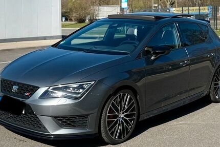 Seat Leon 90.100 km 18.900 &euro; Gelsenkirchen 45889