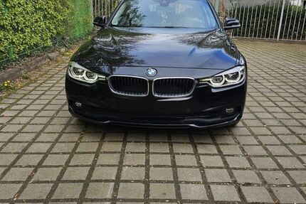 BMW 320 178.000 km 12.900 &euro; Duisburg 47059