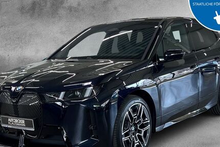 BMW iX 4.000 km 75.490 &euro; Krefeld 47800
