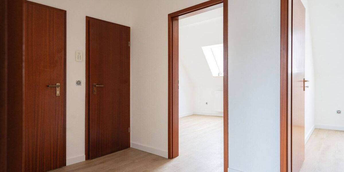 Etagenwohnung Krefeld / Uerdingen Uerdingen - 4 Zimmer, 69 m&sup2;, 670&euro; | Angebot:26190146