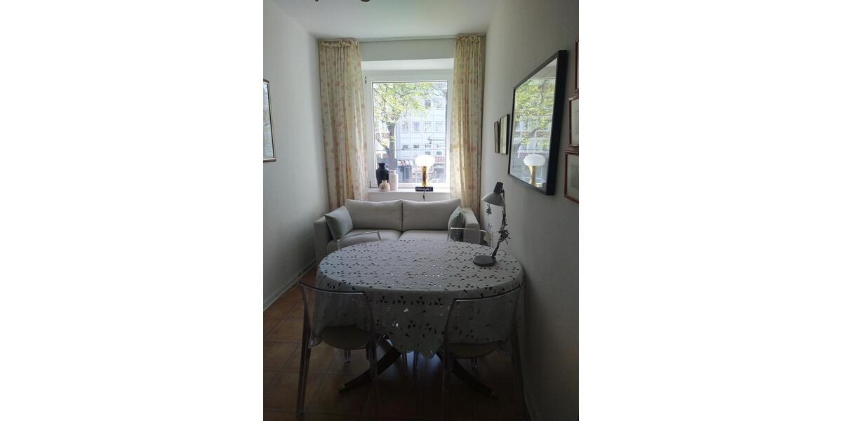 Etagenwohnung Krefeld - 3 Zimmer, 112 m&sup2;, 880&euro; | Angebot:26272589