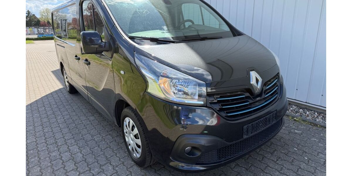 Renault Trafic 249.000 km 7.900 &euro; Wesel 46485