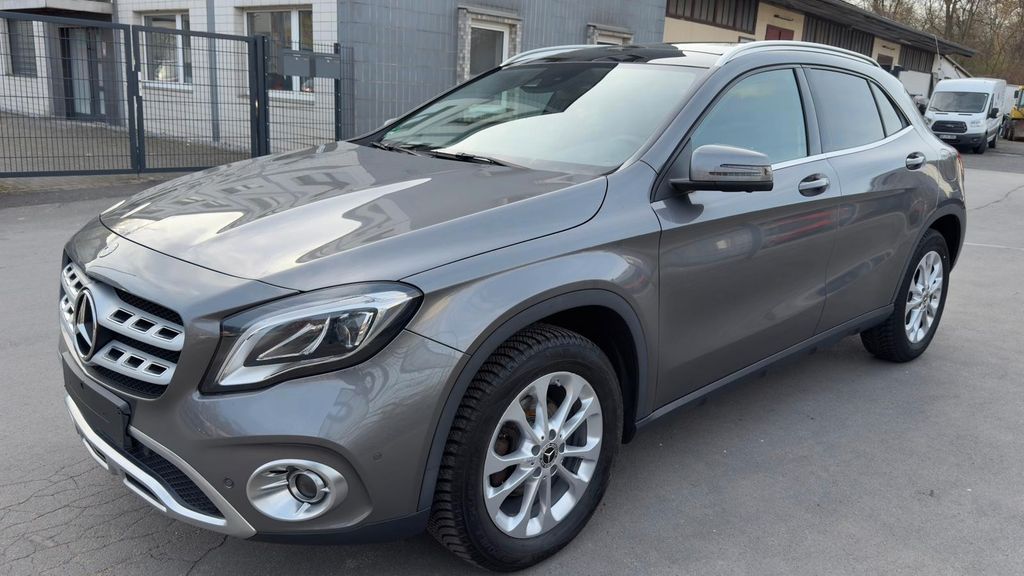Mercedes-Benz GLA 200 90.118 km 19.950 &euro; Gelsenkirchen 45884