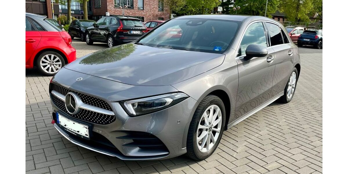 Mercedes-Benz A 250 65.645 km 25.500 &euro; Alpen 46519