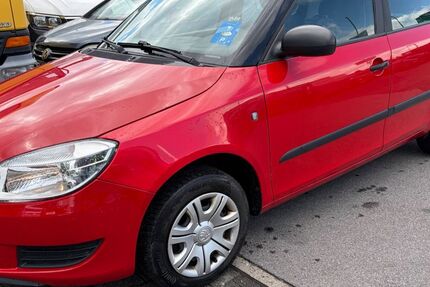 Skoda Fabia 46.800 km 4.999 &euro; gelsenkirchen 45881