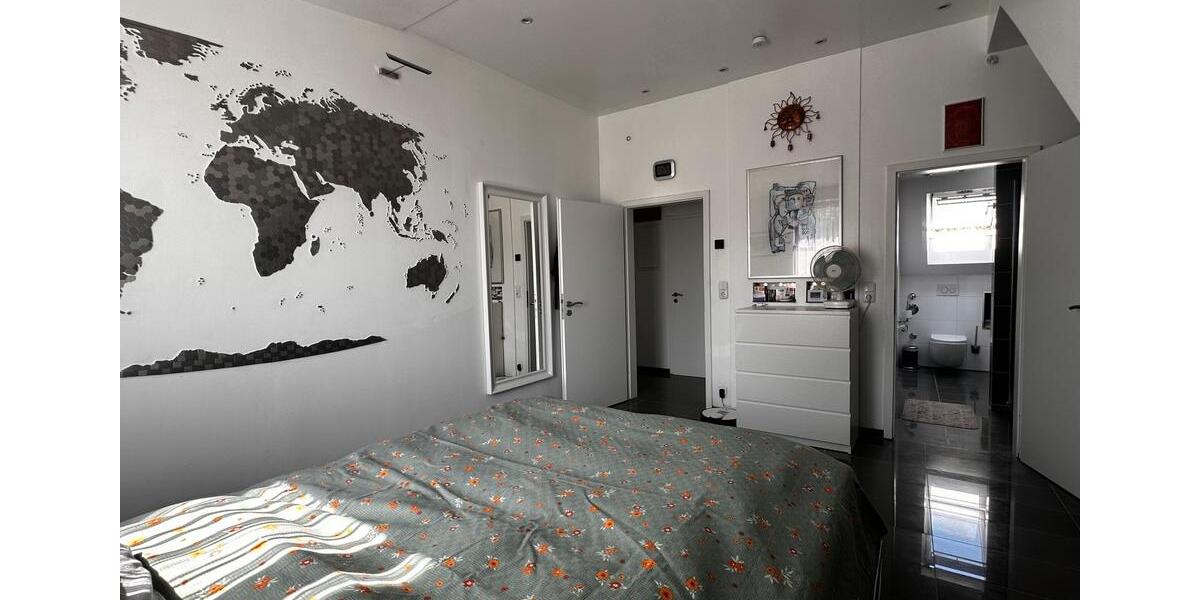 Dachgeschoßwohnung Essen Frillendorf - 3 Zimmer, 96 m&sup2;, 229.000&euro; | Angebot:27044145