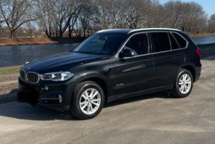 BMW X5 98.000 km 25.490 &euro; Mülheim an der Ruhr 45475