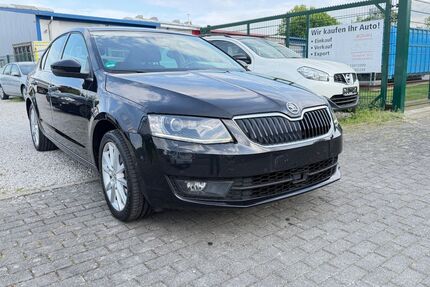 Skoda Octavia 203.000 km 8.900 &euro; Geldern 47608