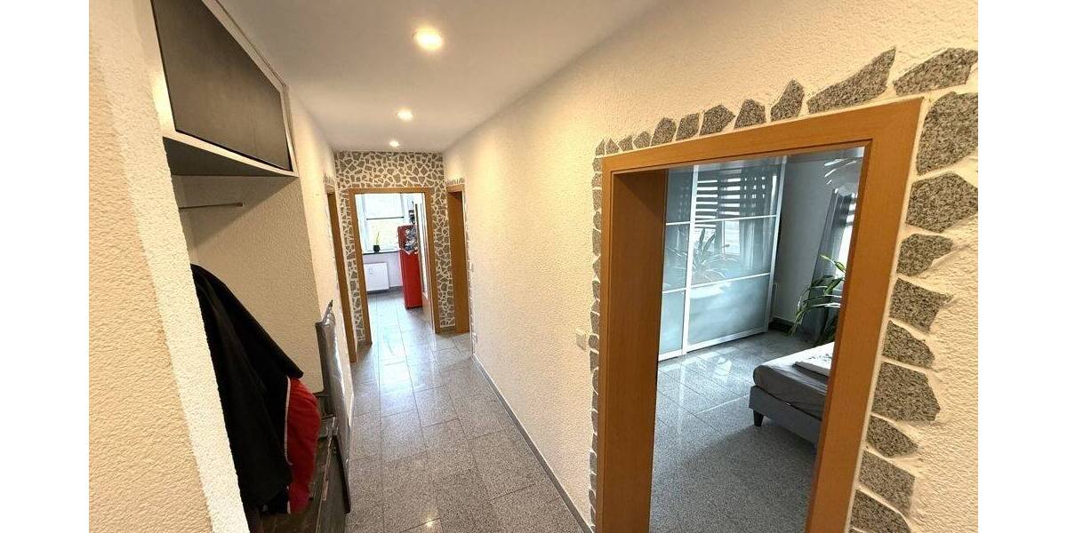 Etagenwohnung Gelsenkirchen Beckhausen - 3 Zimmer, 74 m&sup2;, 145.000&euro; | Angebot:25707104