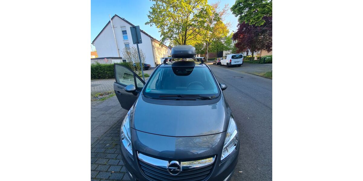 Opel Meriva 87.000 km 8.690 &euro; Duisburg 47055