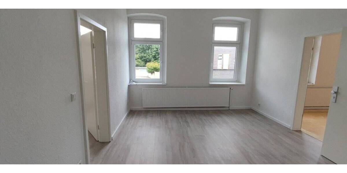 Etagenwohnung Oberhausen Buschhausen - 3 Zimmer, 88 m&sup2;, 1.000&euro; | Angebot:26037047