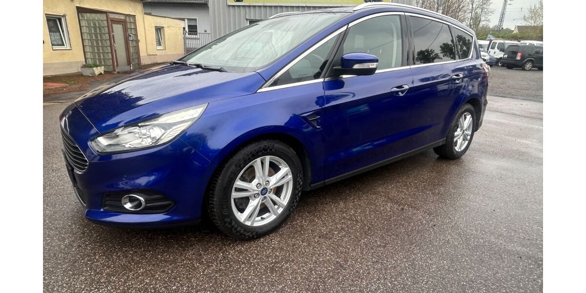 Ford S-Max 143.356 km 10.500 &euro; Essen 45326