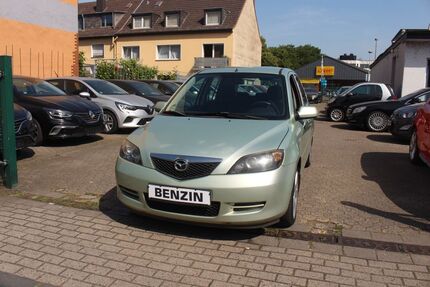 Mazda 2 135.000 km 2.499 &euro; Duisburg 47139