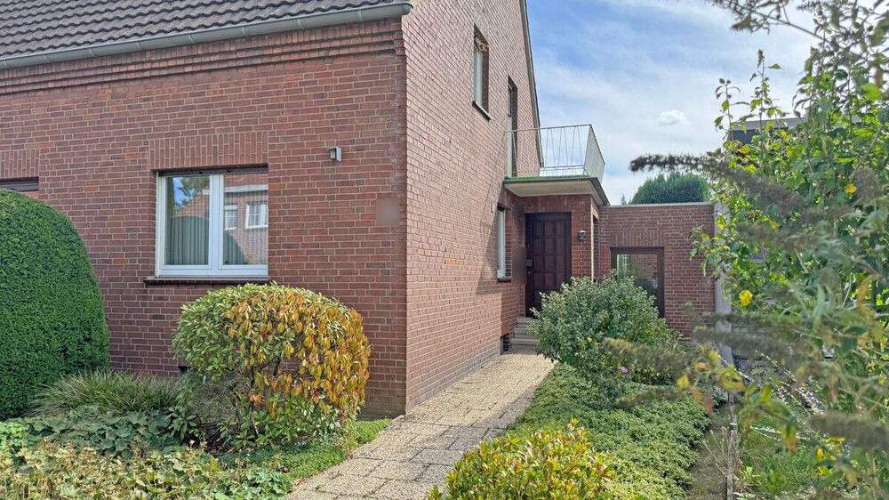 Einfamilienhaus Voerde Spellen - 5 Zimmer, 95 m&sup2;, 420.000&euro; | Angebot:25684450