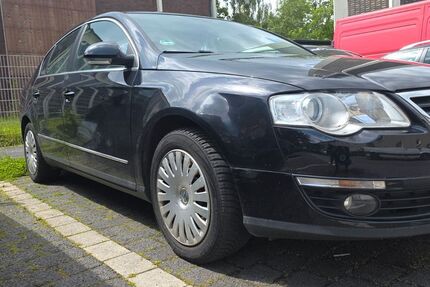 VW Passat 213.500 km 2.500 &euro; Oberhausen 46119