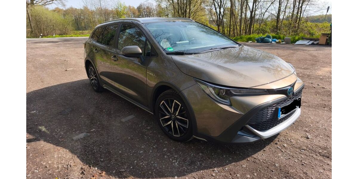 Toyota Corolla 41.100 km 23.900 &euro; Hamminkeln 46499