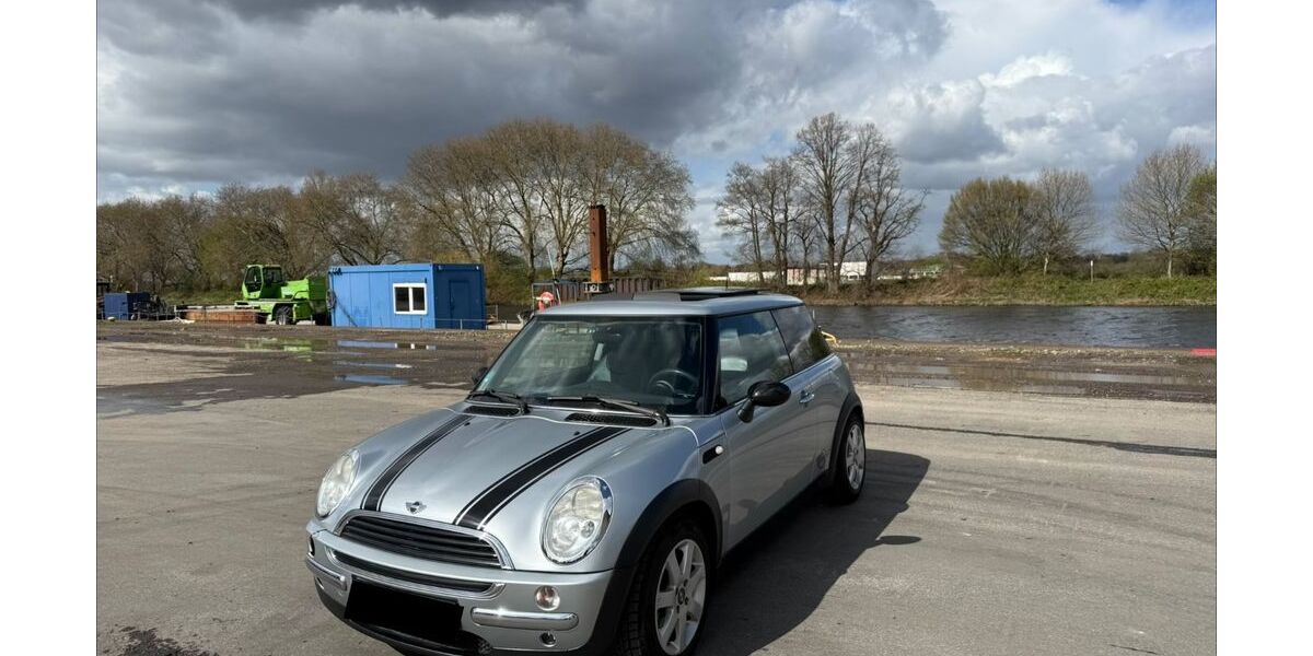 Mini ONE 131.000 km 1.999 &euro; Mülheim 45478