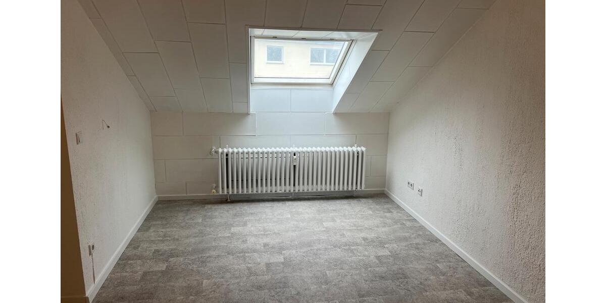 Dachgeschoßwohnung Duisburg - 1 Zimmer, 46 m&sup2;, 580&euro; | Angebot:25904665