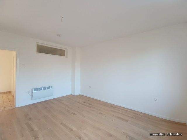 Etagenwohnung Duisburg Untermeiderich - 2 Zimmer, 61 m&sup2;, 500&euro; | Angebot:26723246