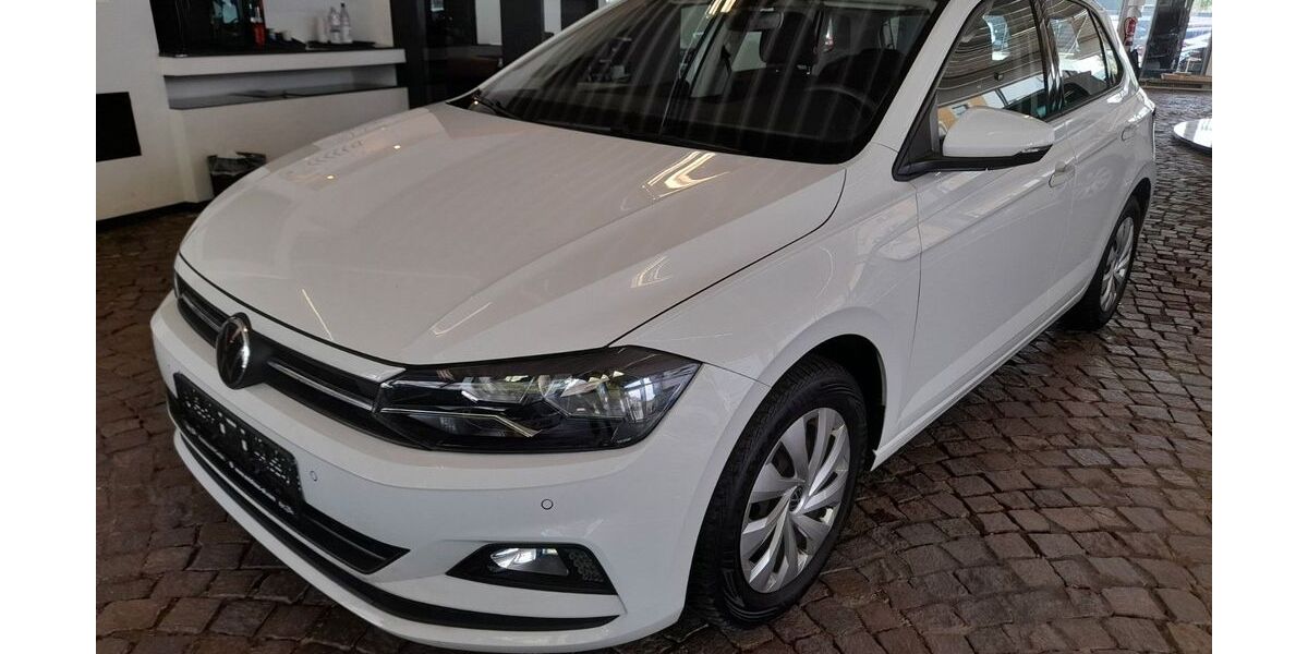 VW Polo 102.184 km 9.900 &euro; Gelsenkirchen 45888