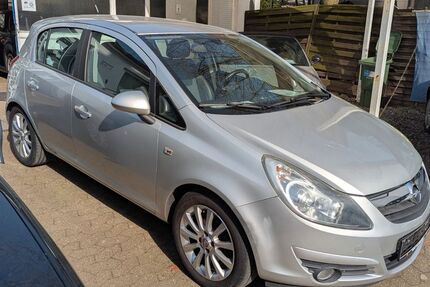 Opel Corsa 92.660 km 4.999 &euro; Mülheim-Ruhr 45473