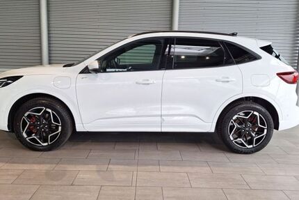 Ford Kuga 4.600 km 40.880 &euro; Voerde 46562