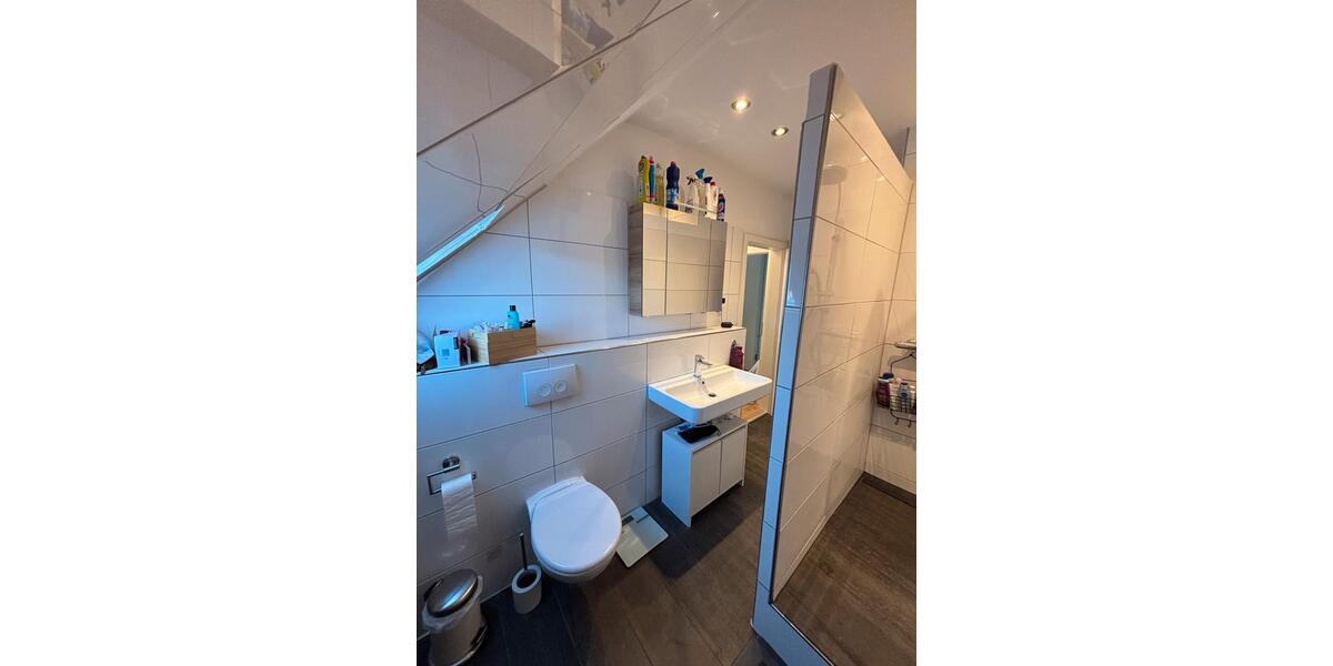 Dachgeschoßwohnung Essen Stadtbezirk VII - 3.5 Zimmer, 94 m&sup2;, 229.000&euro; | Angebot:26294790