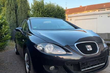 Seat Leon 214.000 km 2.200 &euro; Essen 45139