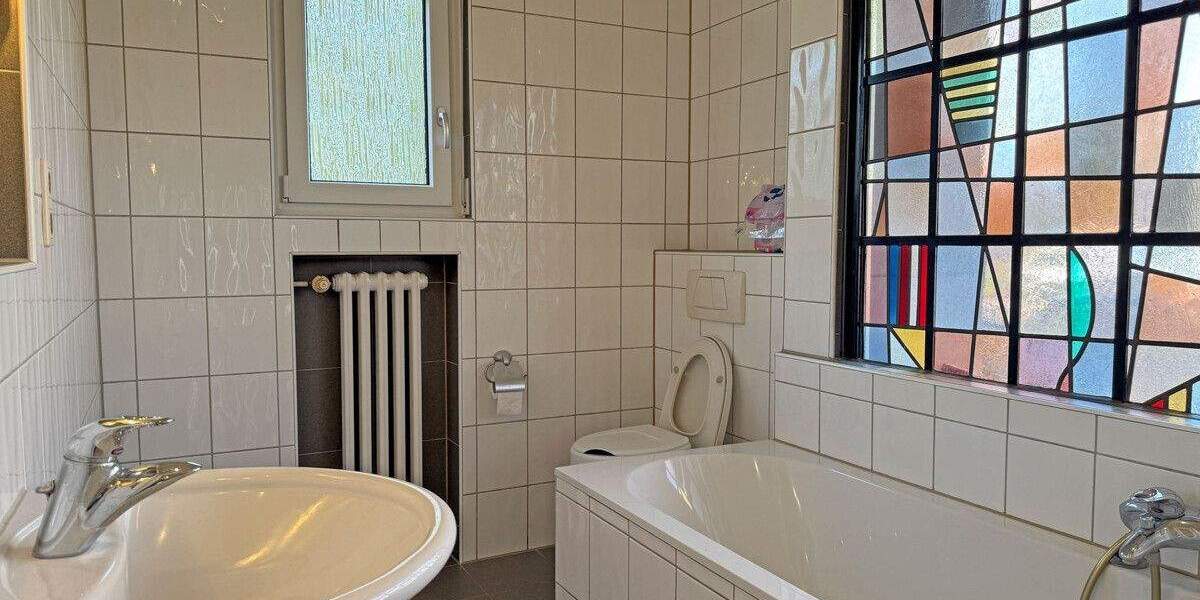 Einfamilienhaus Neukirchen-Vluyn Dong - 6 Zimmer, 148 m&sup2;, 299.999&euro; | Angebot:25775728