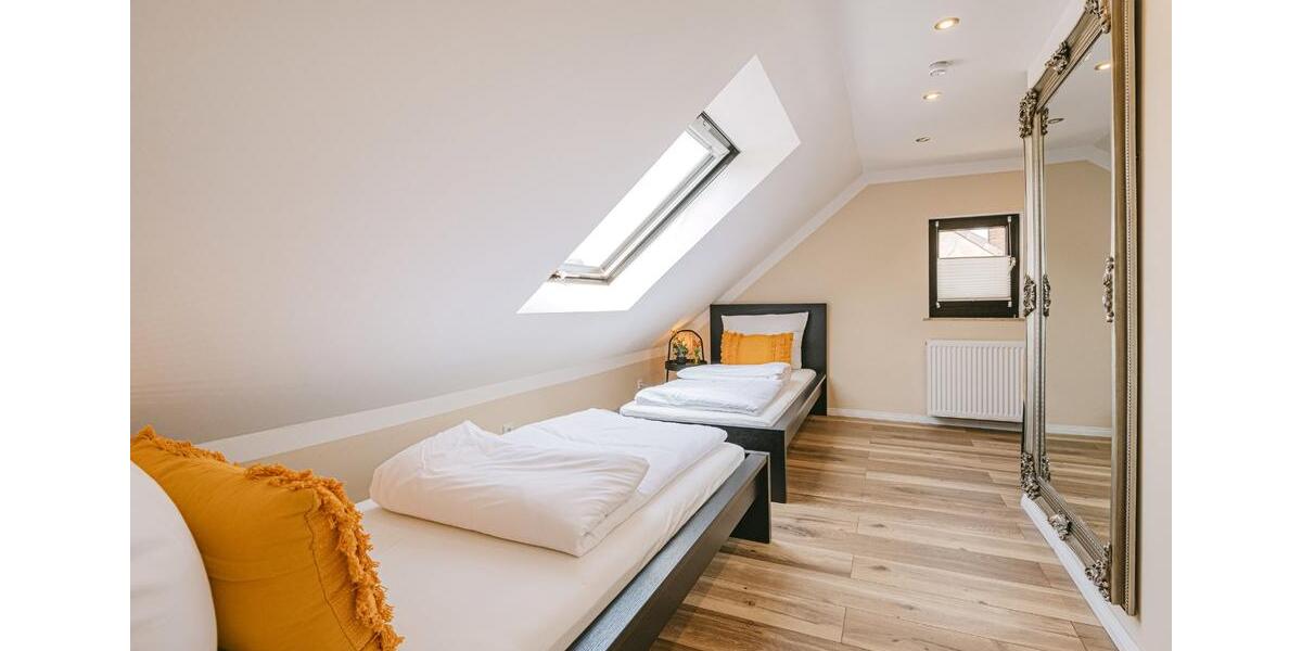 Etagenwohnung Mülheim an der Ruhr Broich - 3 Zimmer, 115 m&sup2;, 2.900&euro; | Angebot:25916570