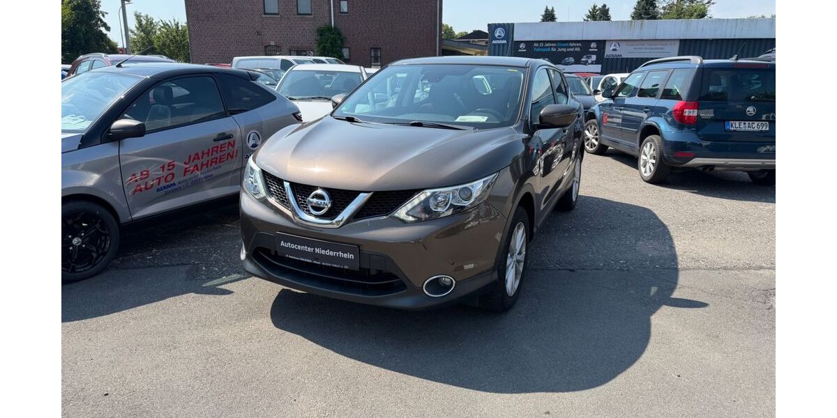 Nissan Qashqai 107.500 km 9.999 &euro; Geldern 47608