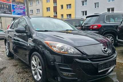 Mazda 3 176.000 km 4.400 &euro; Essen 45144